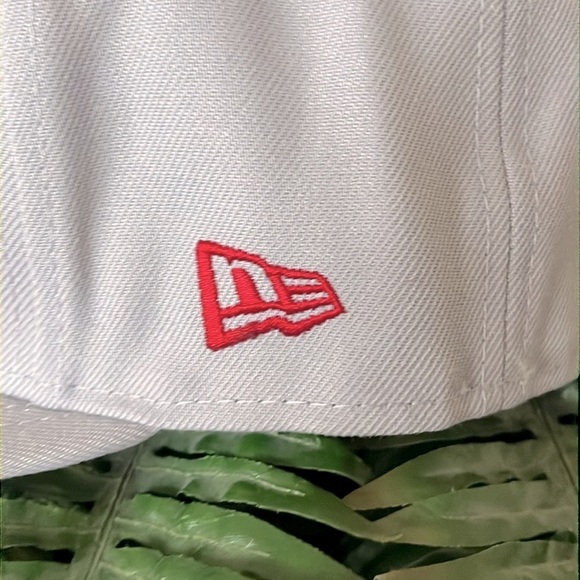 Brand New NEW ERA San Francisco 49ers Light Gray Hat Embroidered Logo Hat NFL - Picture 8 of 15